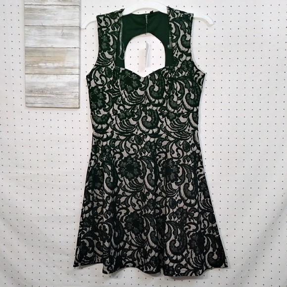 Heartsoul Sleeveless Lace Fit & Flare Dress sz M - Picture 3 of 8